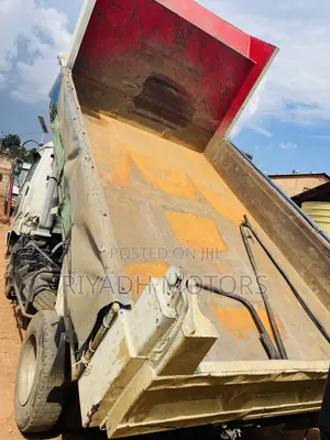 Hino Tipper H07D Engine Clean Piece Deposit 60m and Start Working