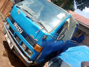 Isuzu Elf Tipper 18.5m