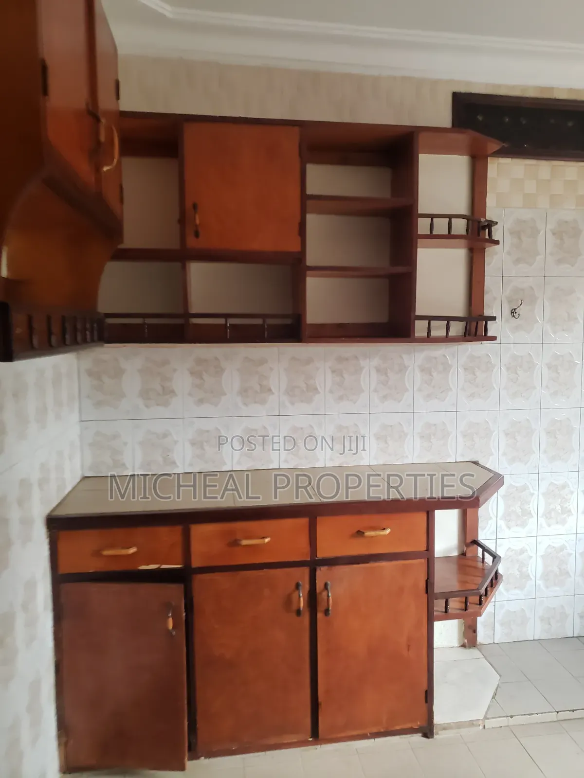 2bdrm House in Kanyanya Gayaza Rd , Kawempe for rent