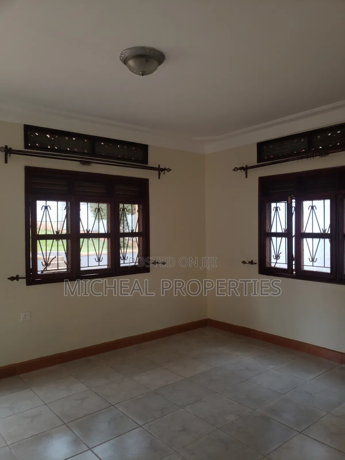 2bdrm House in Kanyanya Gayaza Rd , Kawempe for rent