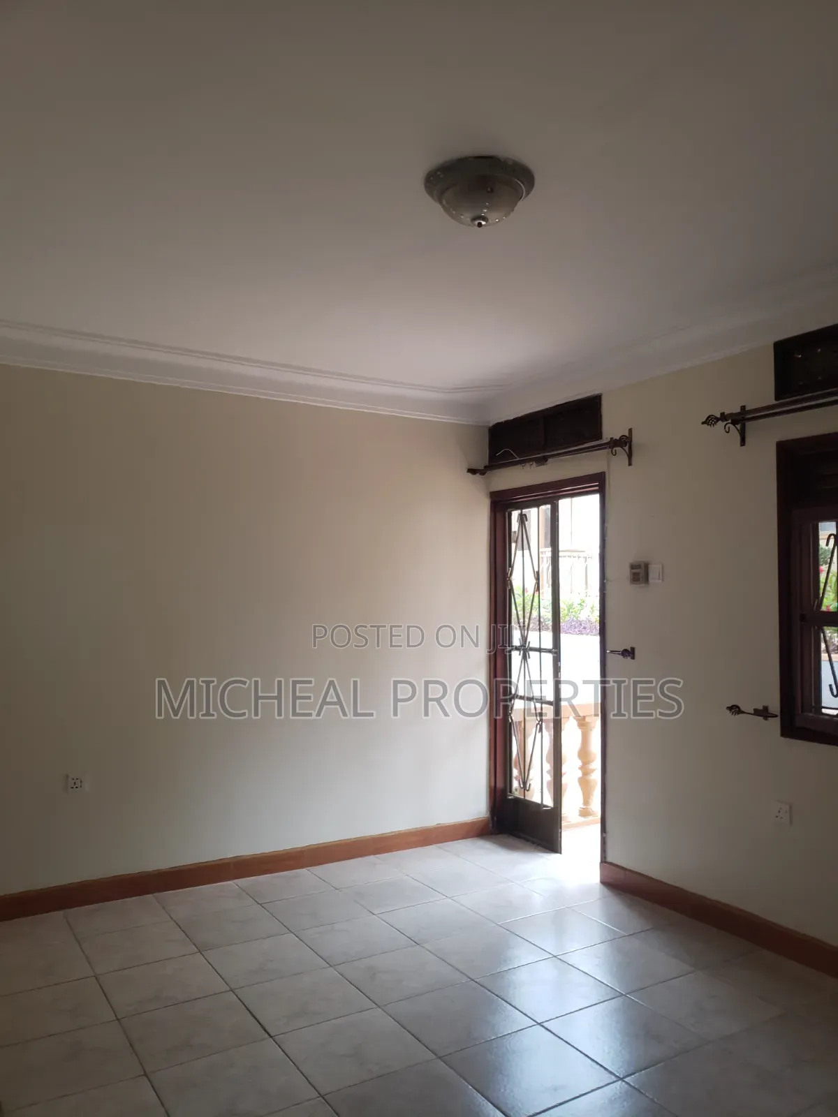 2bdrm House in Kanyanya Gayaza Rd , Kawempe for rent