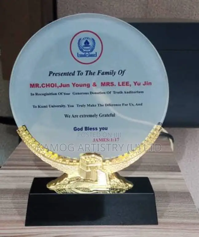 Round Crystal Award With Gift Box