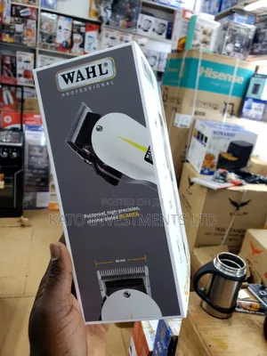 Wahl Professional Super Taper Corded Vibratory Hair Clipper.