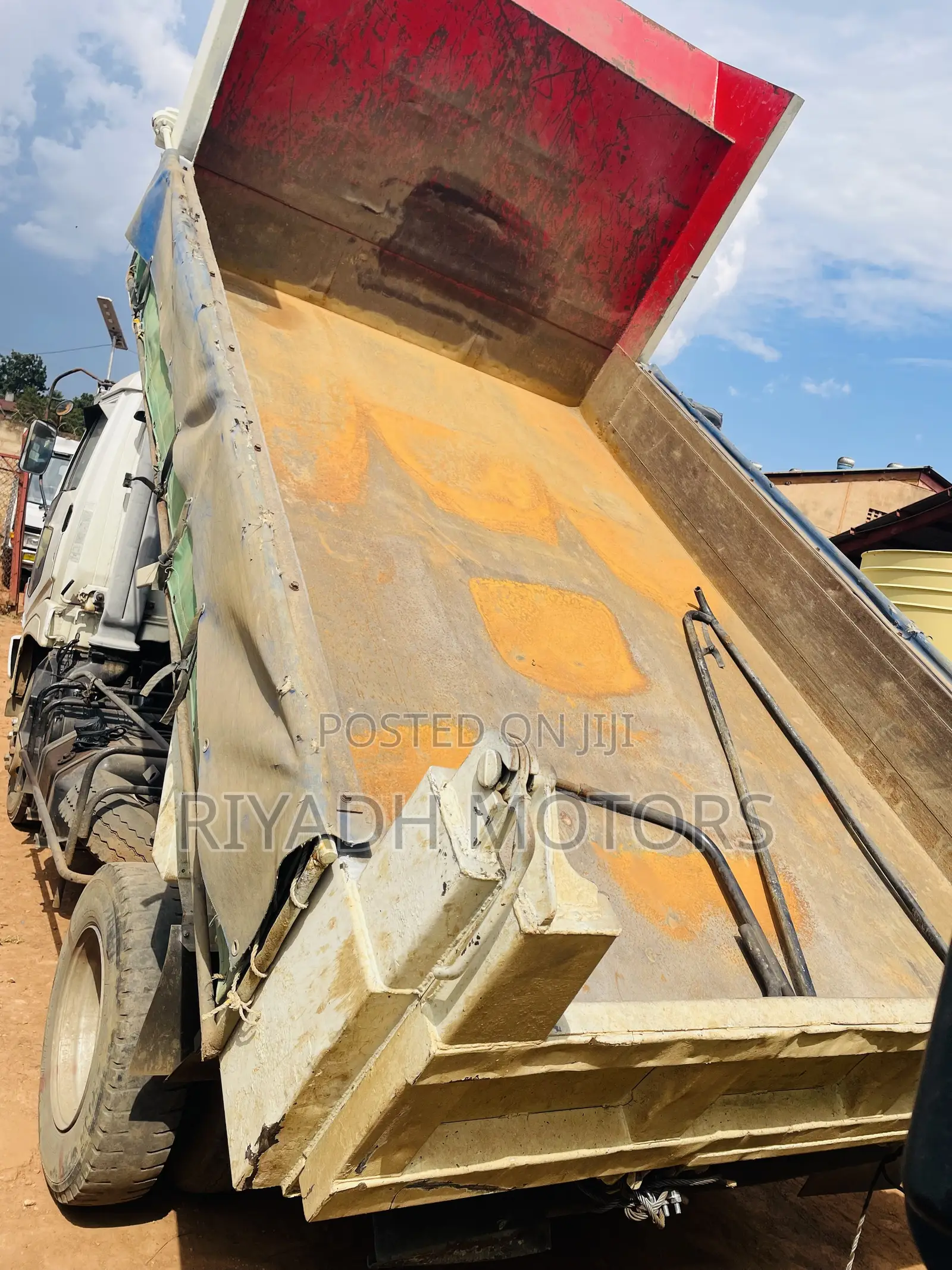 Hino Tipper H07D Engine Clean Piece Deposit 60m and Start Working