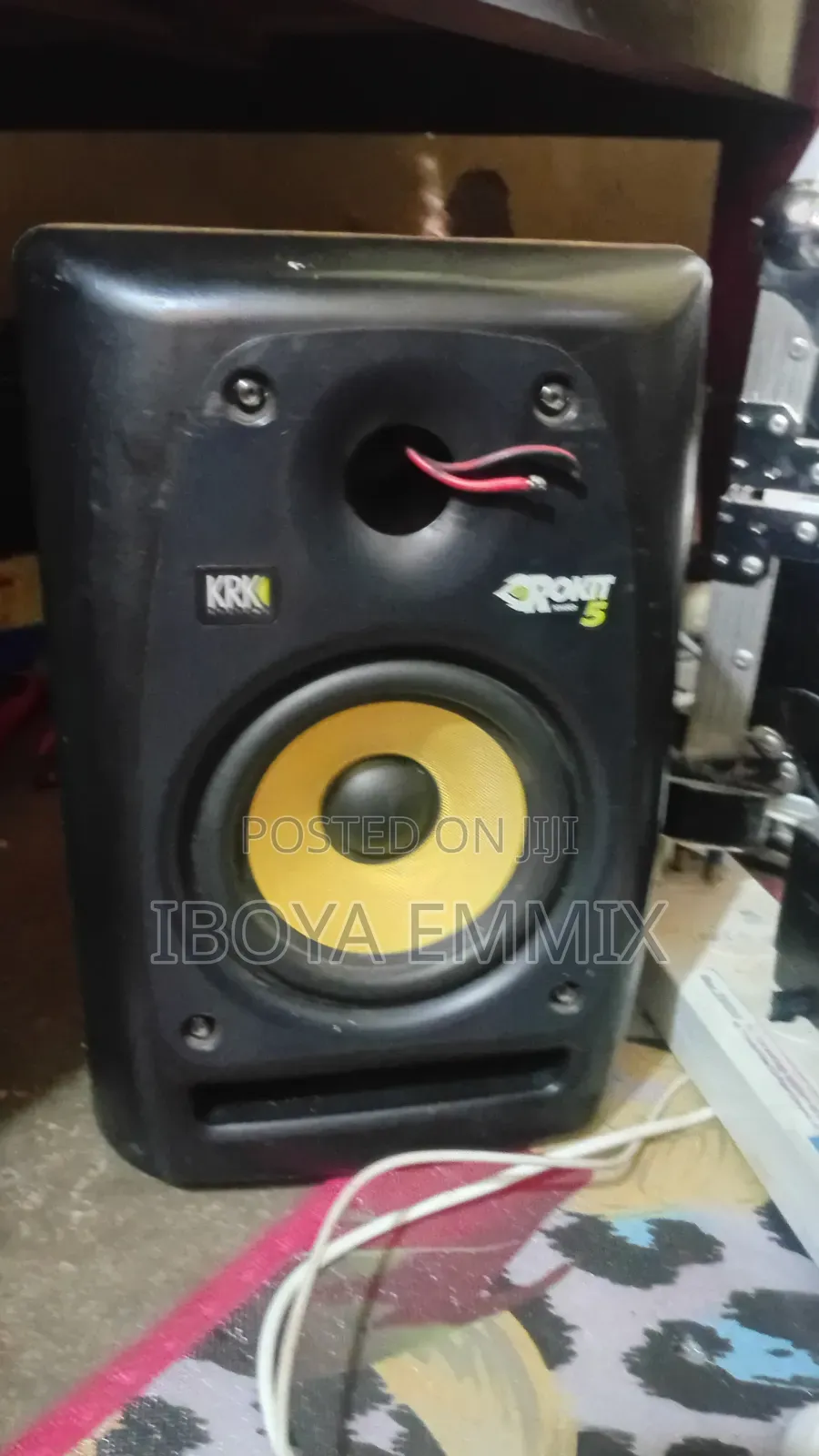 Studio Monitor