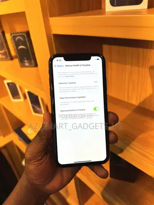 Apple iPhone XR 64 GB Black