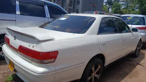 Toyota Mark II 2002 White
