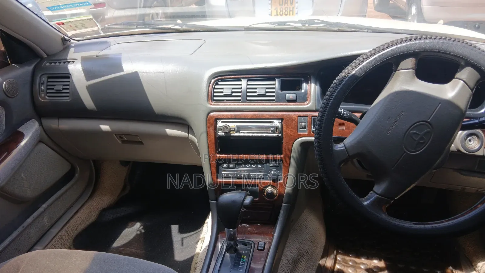 Toyota Mark II 2002 White