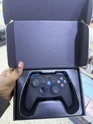 Wireless Programmable Multi-Platform Game Controller / Gamepad