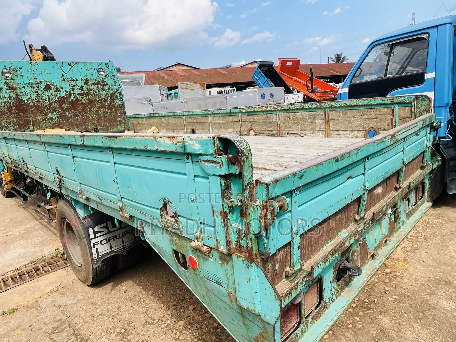 Isuzu Forward Single Light