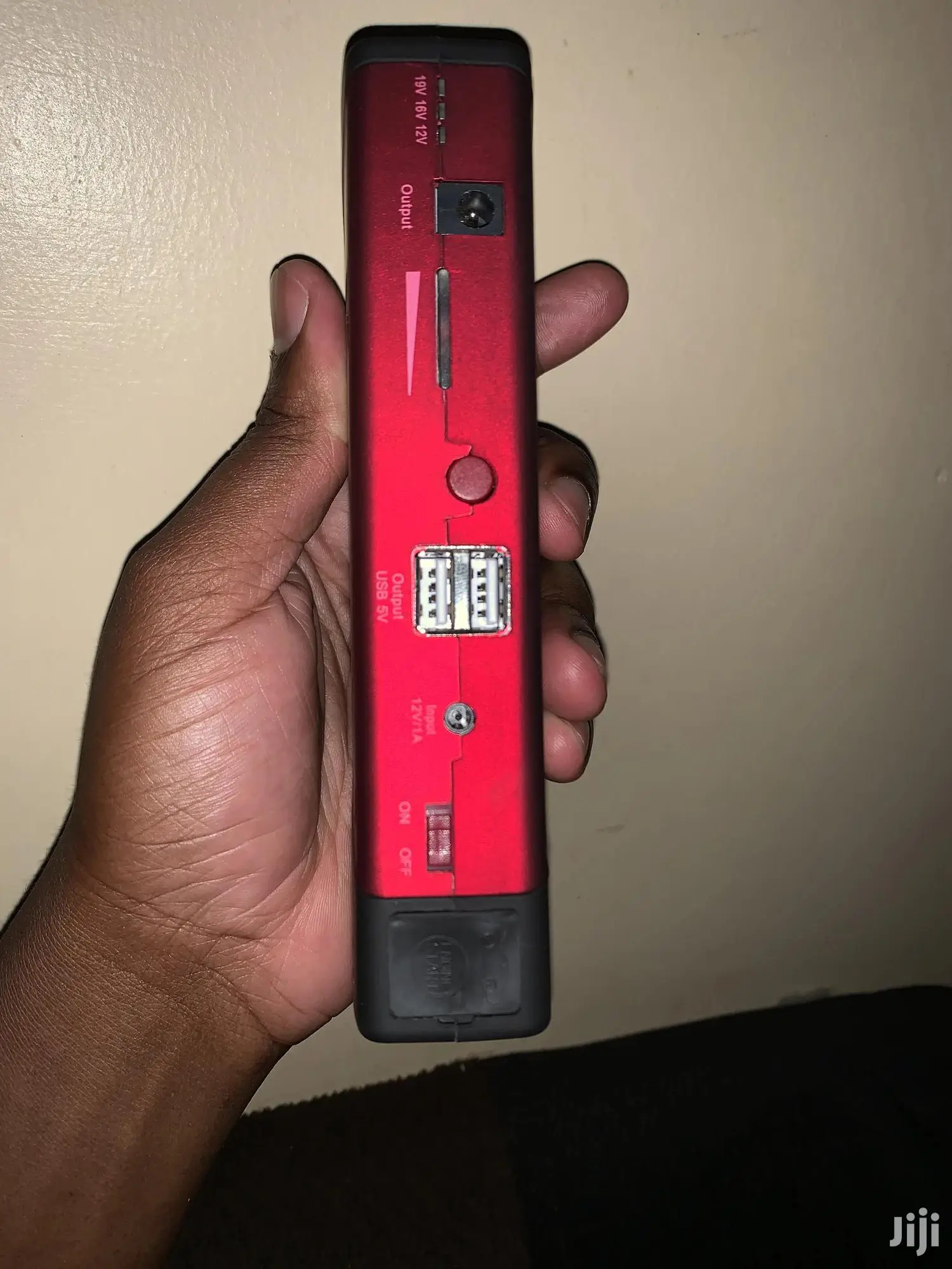 Automobile Emergency Car Jump Starter