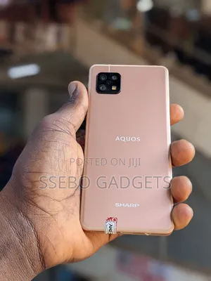 Sharp Aquos Sense6 64 GB Bronze