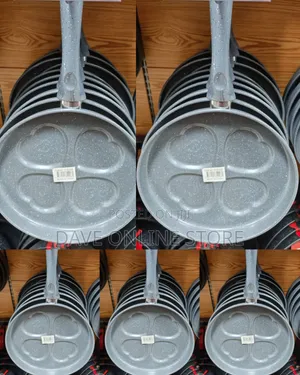 Gray, Speckled Non-Stick 4-Cup Heart-Shaped Egg Frying Pan