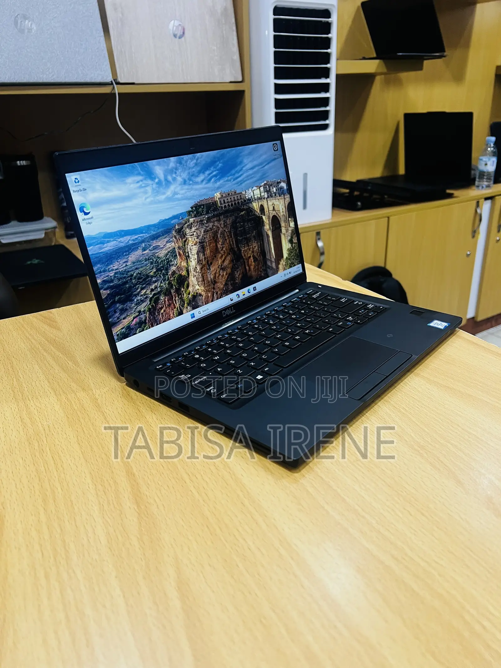 New Laptop Dell Latitude 7390 8GB Intel Core i5 SSD 256GB