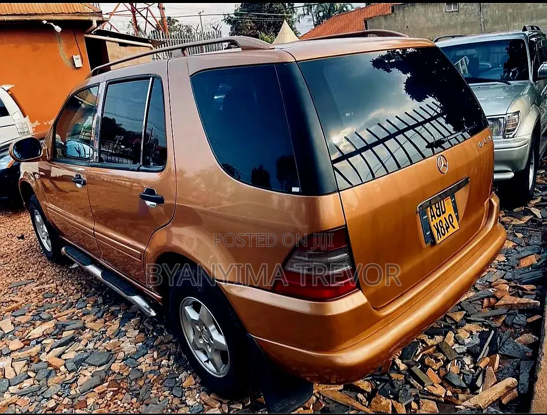Mercedes-Benz M Class 2008 Gold