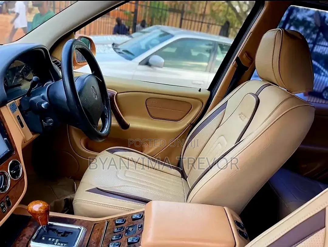 Mercedes-Benz M Class 2008 Gold
