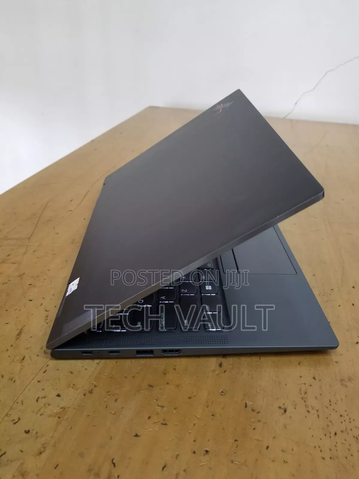 New Laptop Lenovo ThinkPad X1 Yoga 16GB Intel Core i7 SSD 512GB