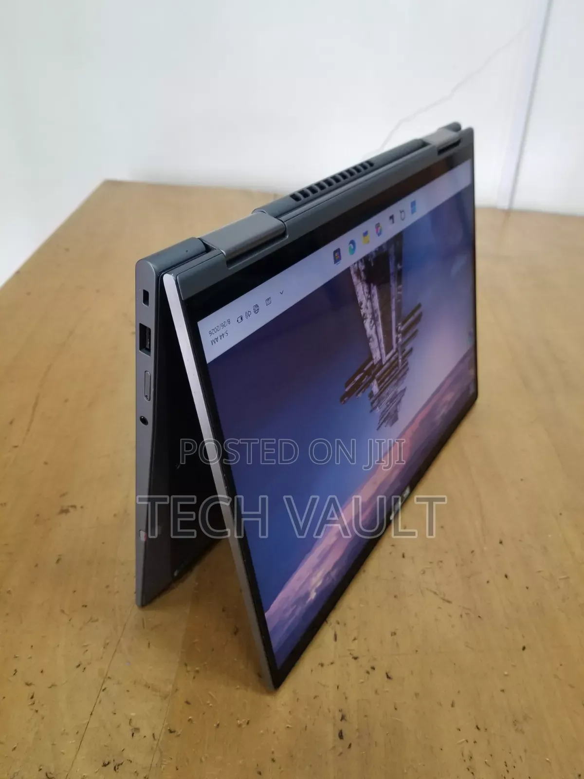 New Laptop Lenovo ThinkPad X1 Yoga 16GB Intel Core i7 SSD 512GB