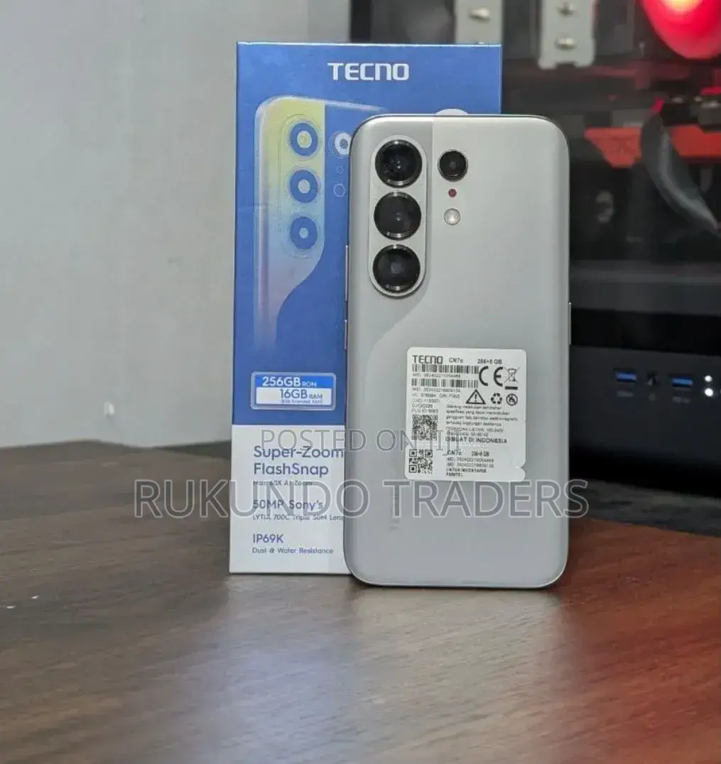 New Tecno Camon 50 Pro 256 GB Silver