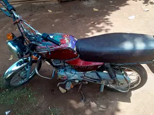 Bajaj Boxer 2010 Red