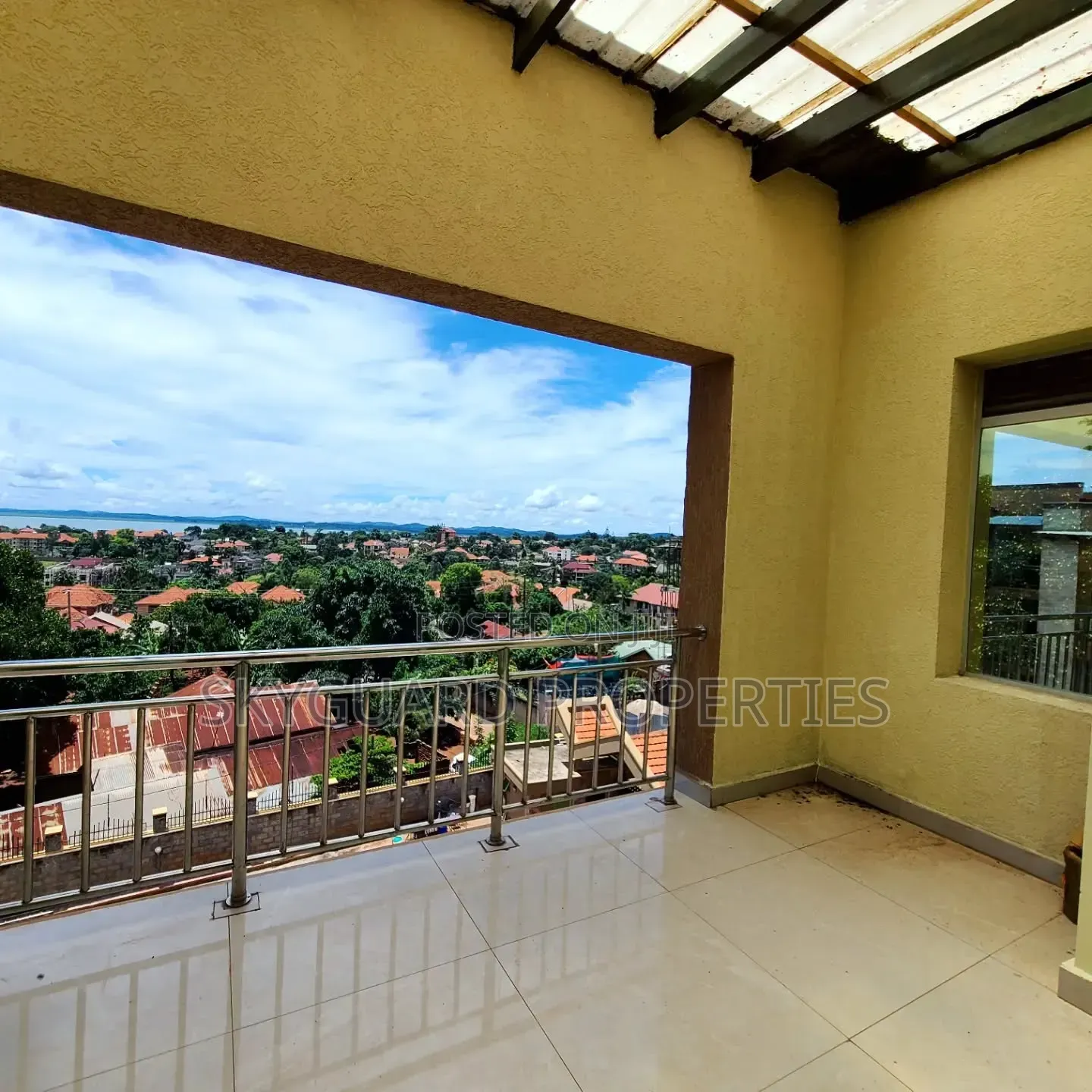 3bdrm Apartment in Lubowa, Central Division for rent