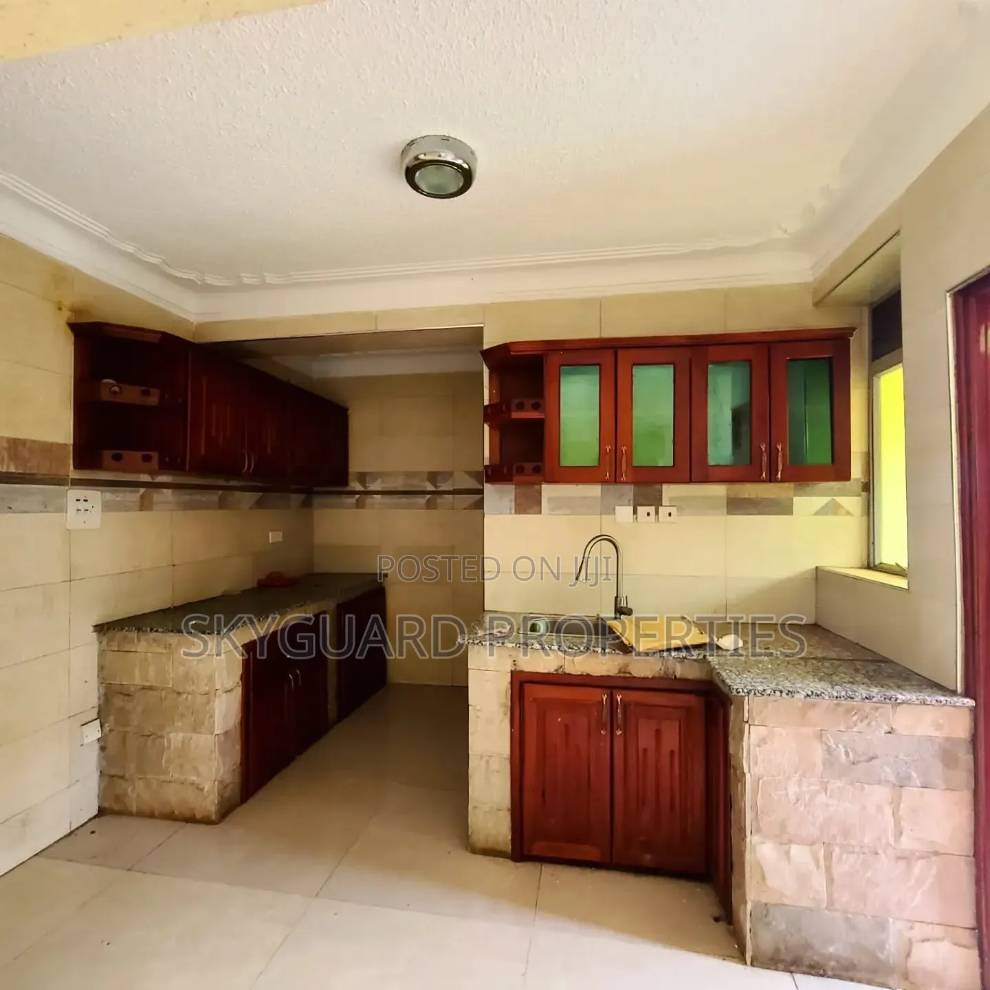 3bdrm Apartment in Lubowa, Central Division for rent