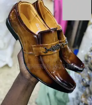 Men's Official Brown Shiny Loafers With Chain