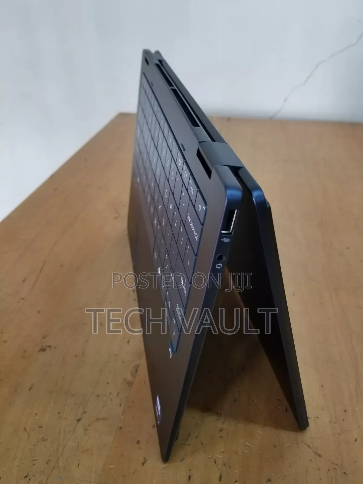 New Laptop HP OmniBook X Flip 14" 32GB Intel Core Ultra 7 SSD 512GB