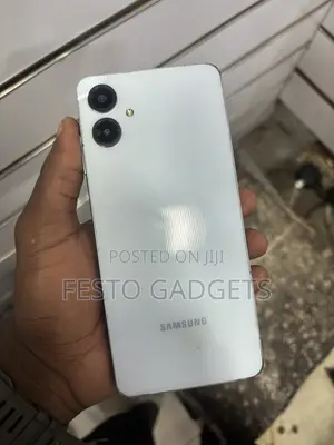 New Samsung Galaxy A06 64 GB White