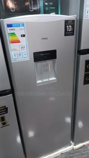 Chiq 230L Refrigerator