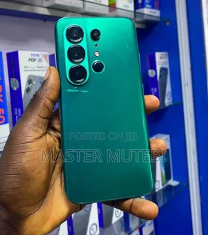 New Tecno Camon 50 Pro 256 GB Green
