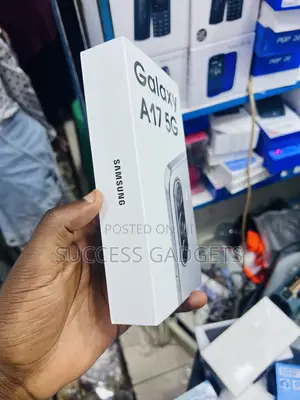 New Samsung Galaxy A17 5G 256 GB Silver