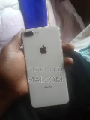 Apple iPhone 8 Plus 64 GB White