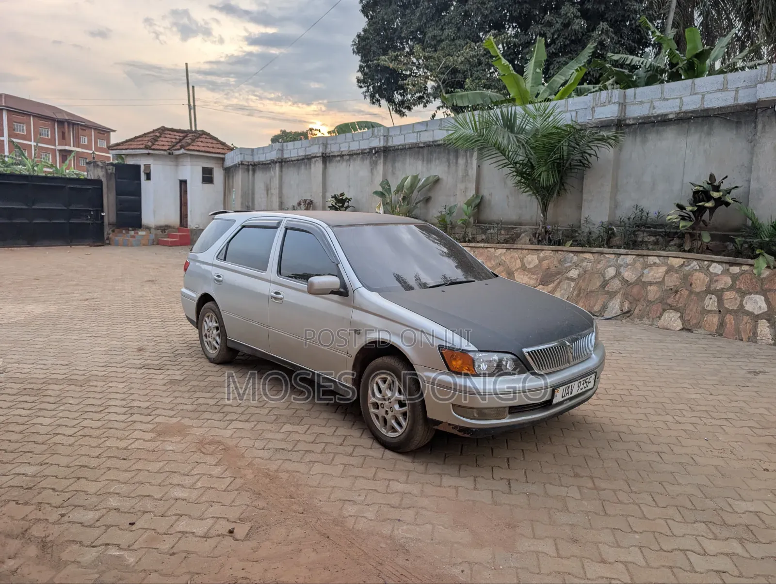 Toyota Vista 1998 Gray