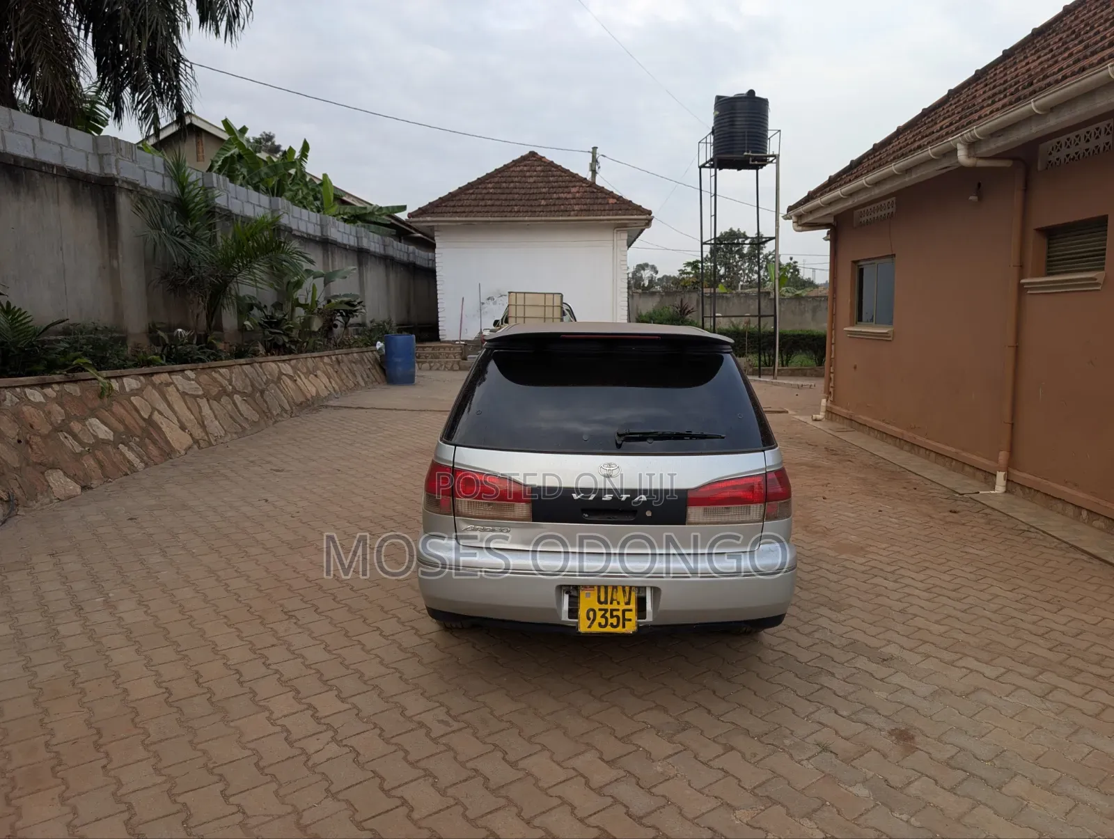 Toyota Vista 1998 Gray