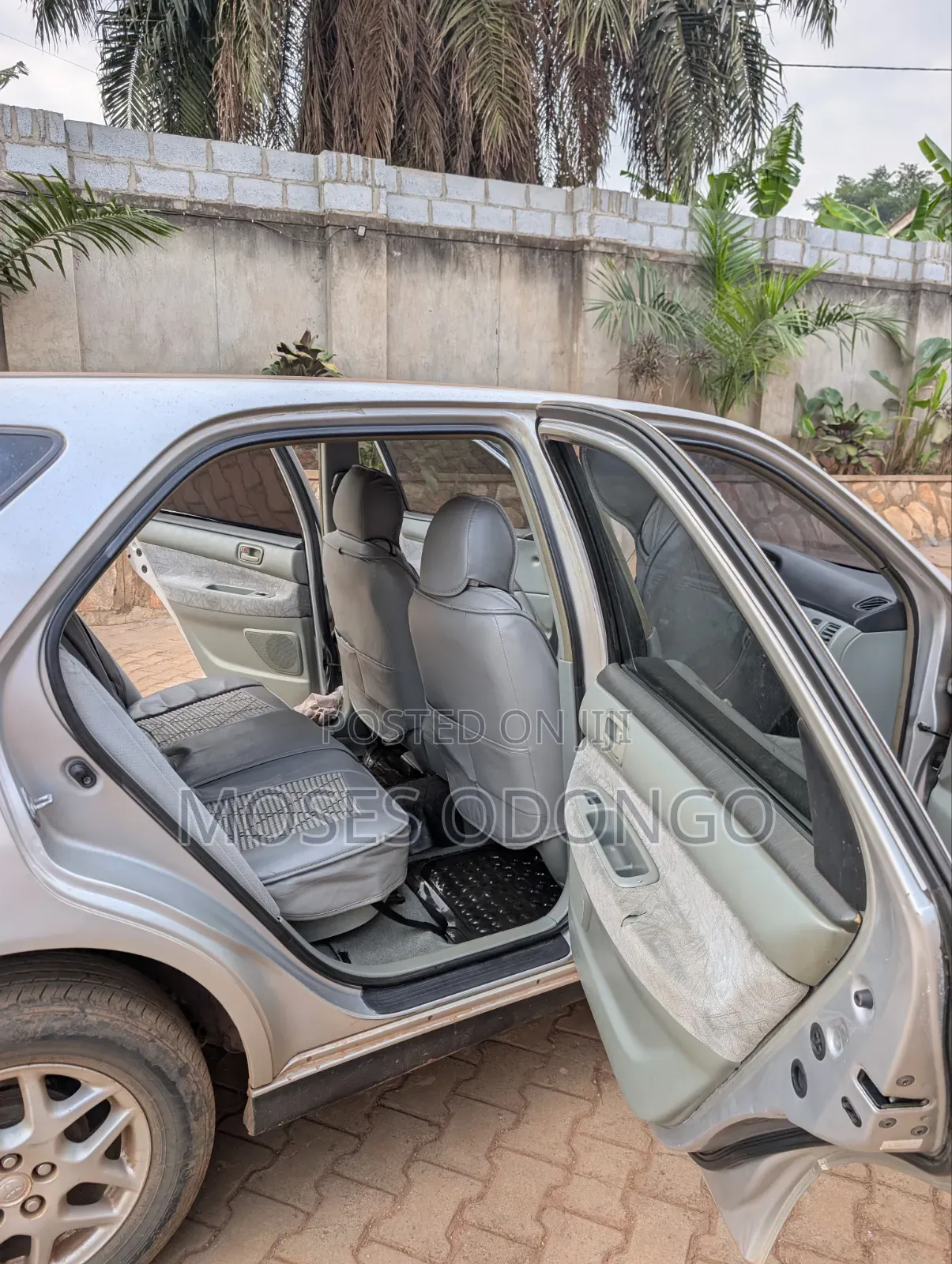 Toyota Vista 1998 Gray