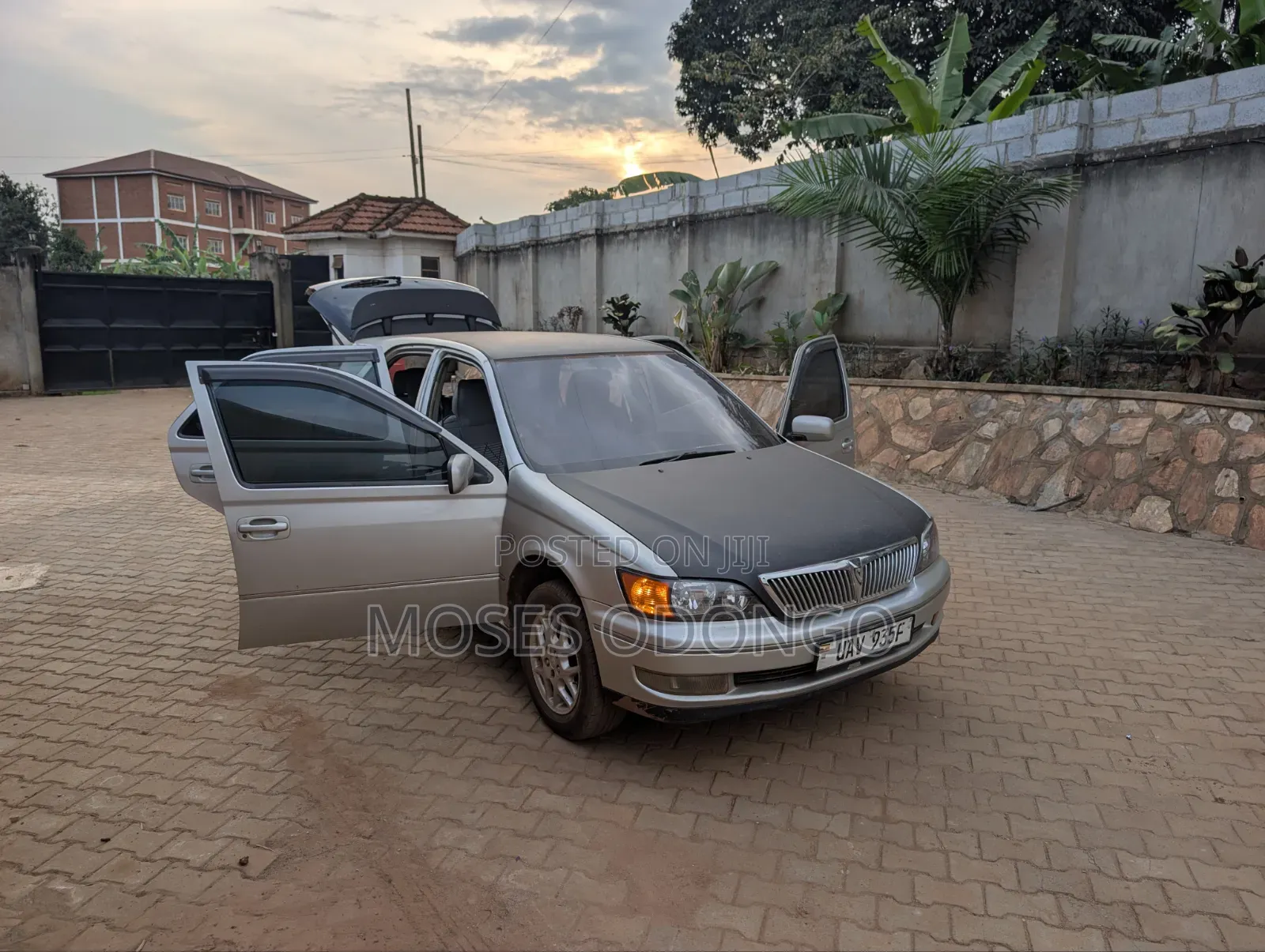 Toyota Vista 1998 Gray