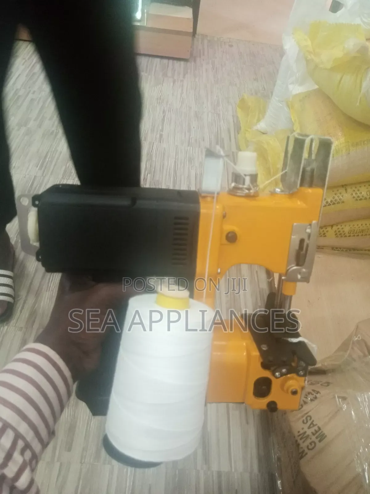 Hand Rechargeable Sewing Machine