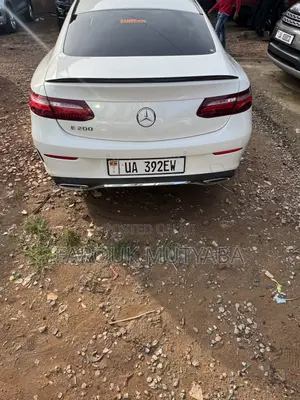 Mercedes-Benz E300 2019 White
