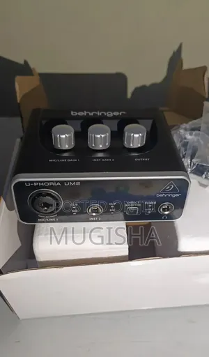 Behringer Soundcard Um2
