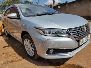 Toyota Premio 1.8 AWD 2017 Silver