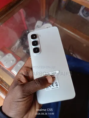 Infinix Hot 60i 128 GB Silver