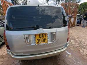 Toyota Probox 2004 Silver