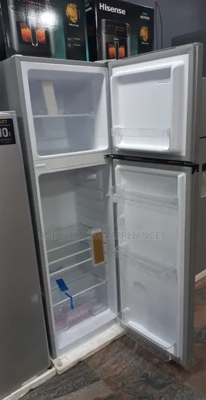 Chiq 220L Refrigerator