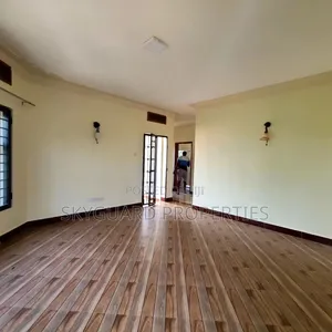 5bdrm House in Ntinda, Central Division for rent