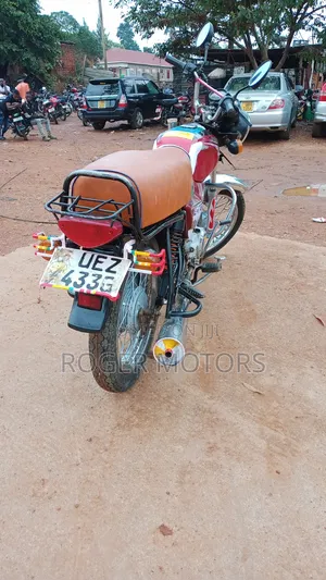 Bajaj Boxer 100 2017 Red