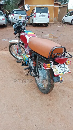 Bajaj Boxer 100 2017 Red