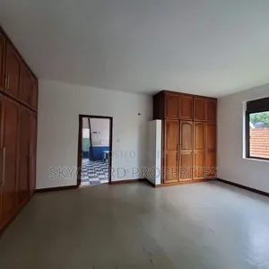6bdrm Mansion in Naguru, Central Division for rent