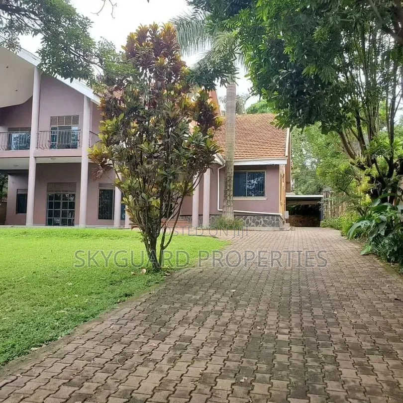 6bdrm Mansion in Naguru, Central Division for rent