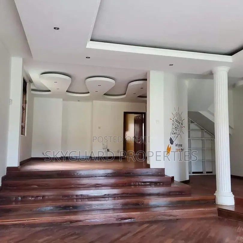 6bdrm Mansion in Naguru, Central Division for rent
